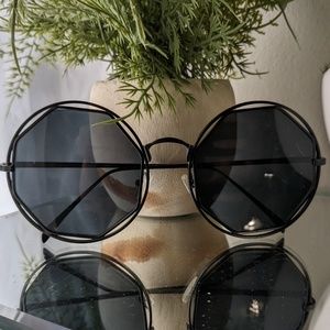 Oversized Sunglasses Black Octagon